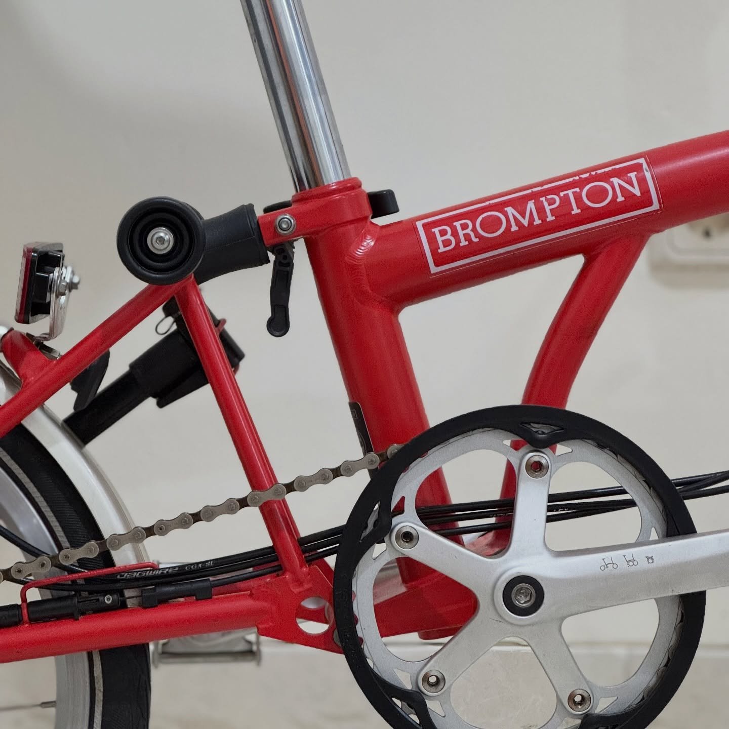 Brompton H6L Red Rocket 2019 9 - Brompton Bekas