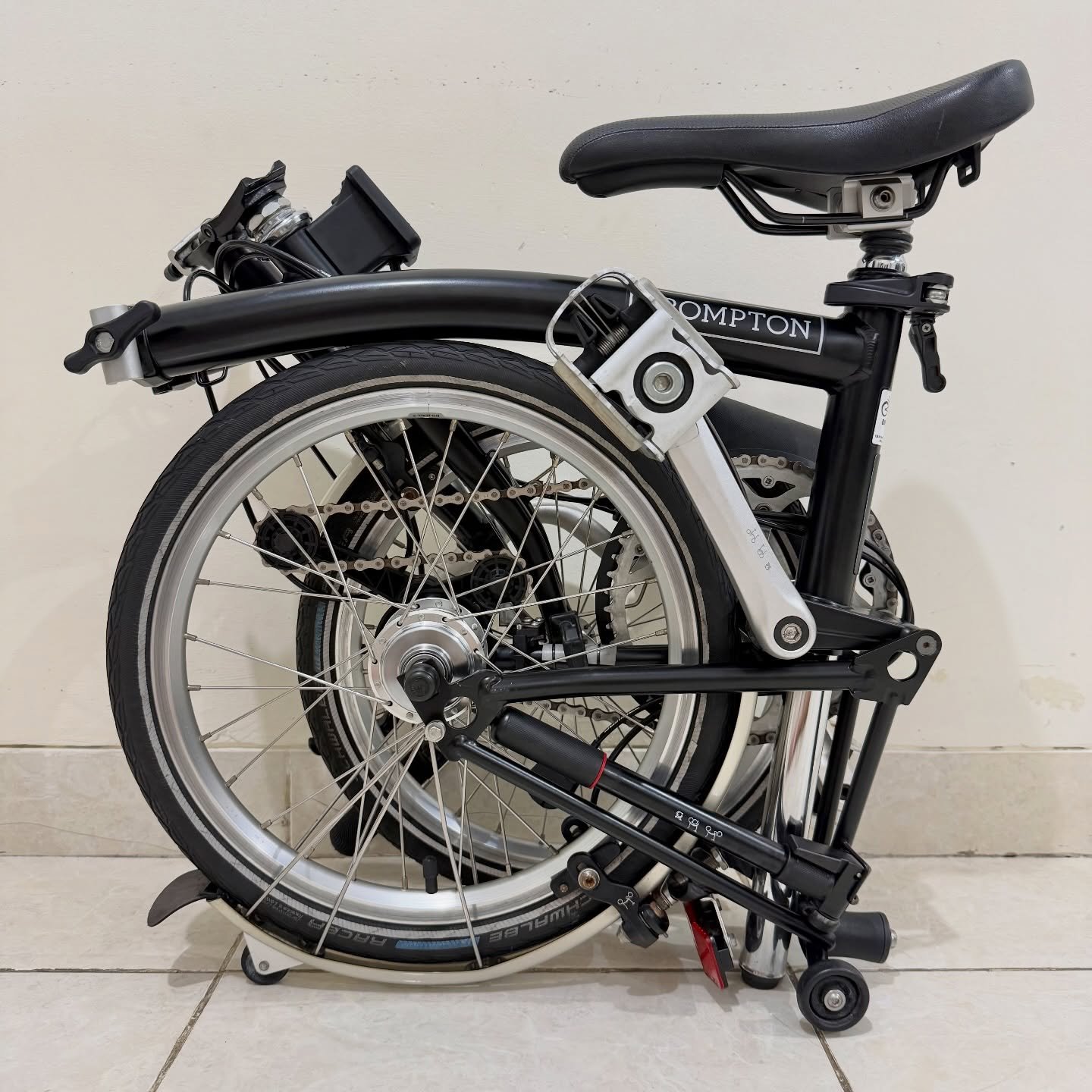 Brompton M6L Black 2020 Bekas Istimewa 93% Original Siap Pakai (2) - Brompton Bekas Brompton M6L Black 2020 | Bekas Istimewa 93% Original Siap Pakai