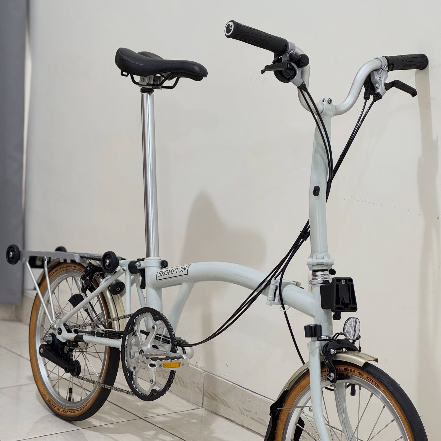 Brompton M6R Papyrus White 2020 7 - Brompton Bekas