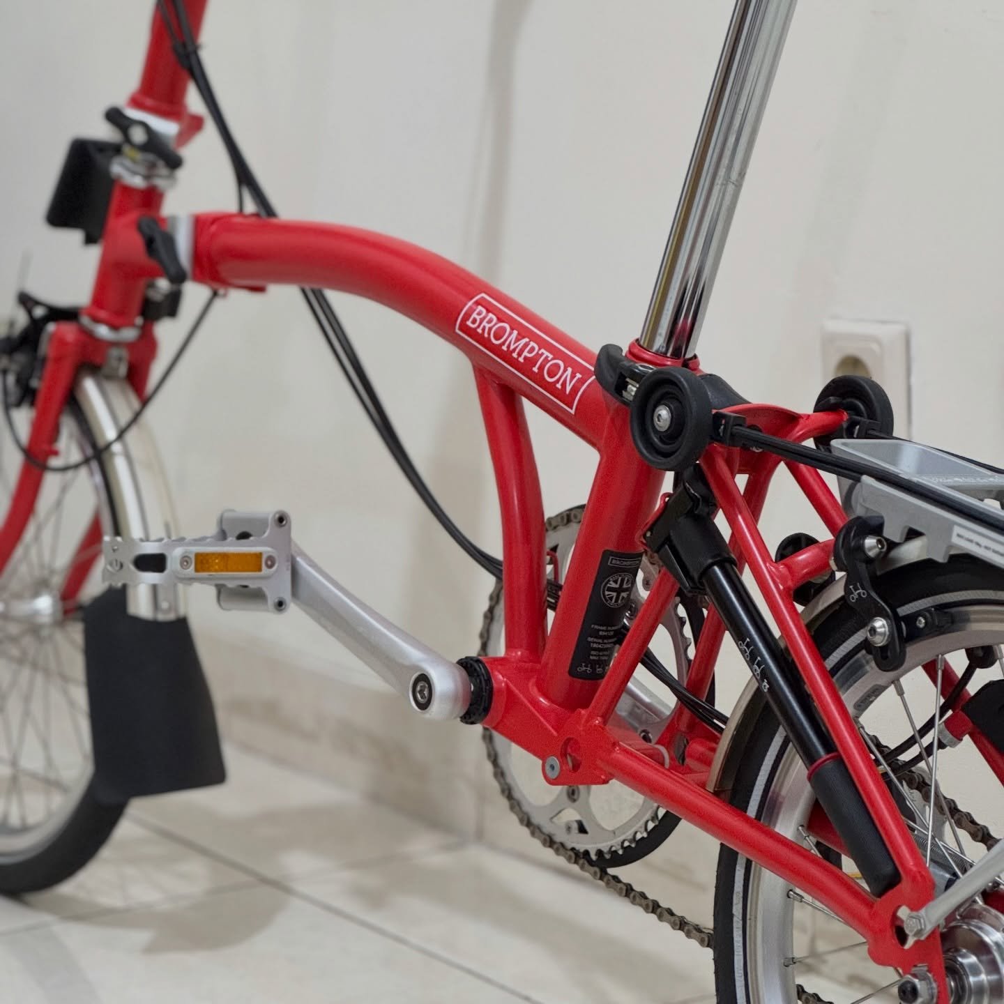 Brompton M6R Red Rocket 2019 Like New 98 Original 7 - Brompton Bekas