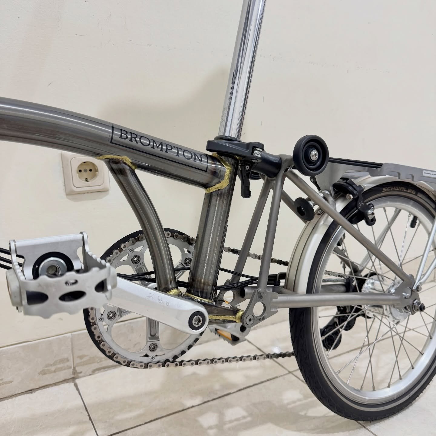 Brompton M6R-X Raw Lacquer Titanium 2020 4 - Brompton Bekas