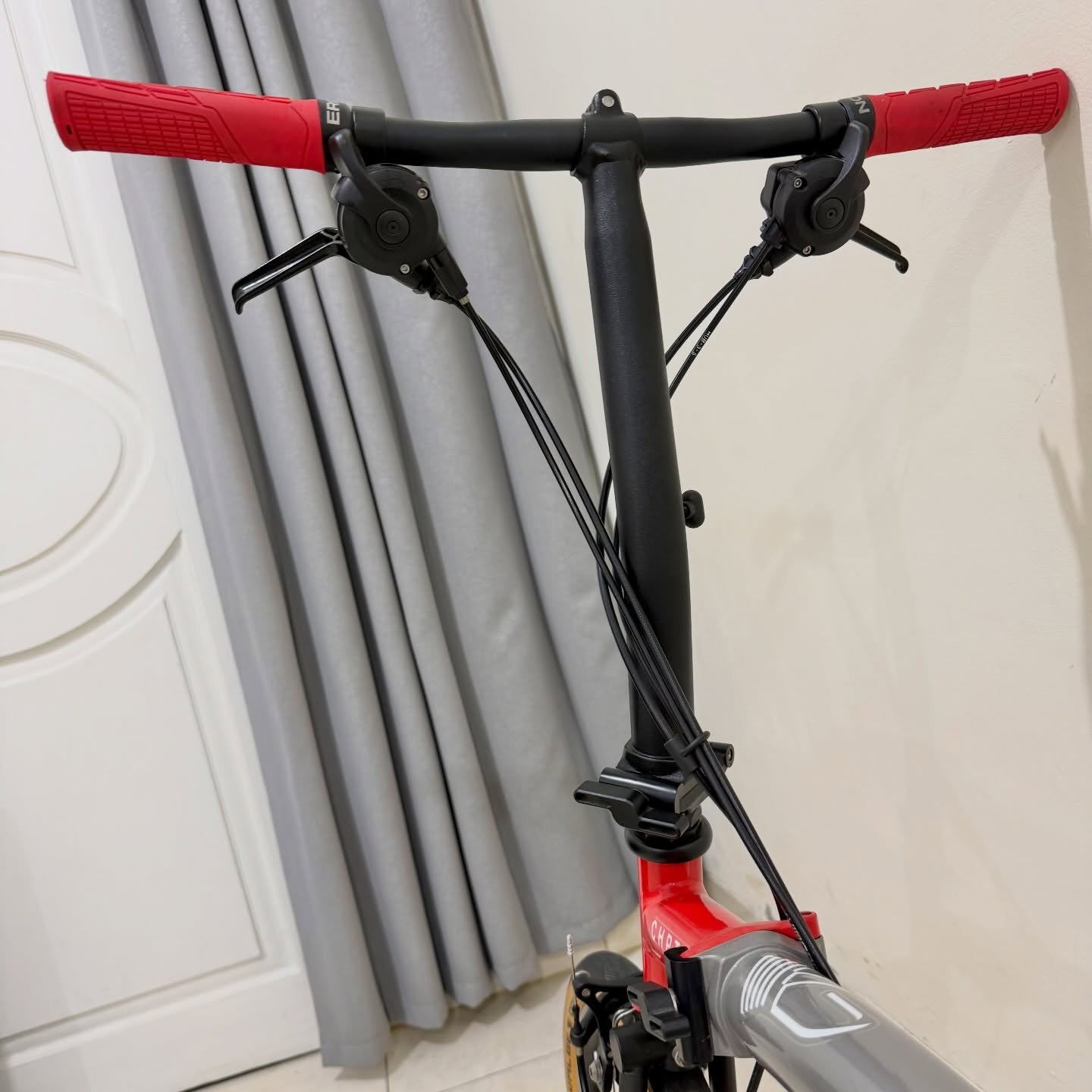 Brompton S6E-X CHPT3 V3 Titanium 2020 Like New Superlight (6) - Brompton Bekas