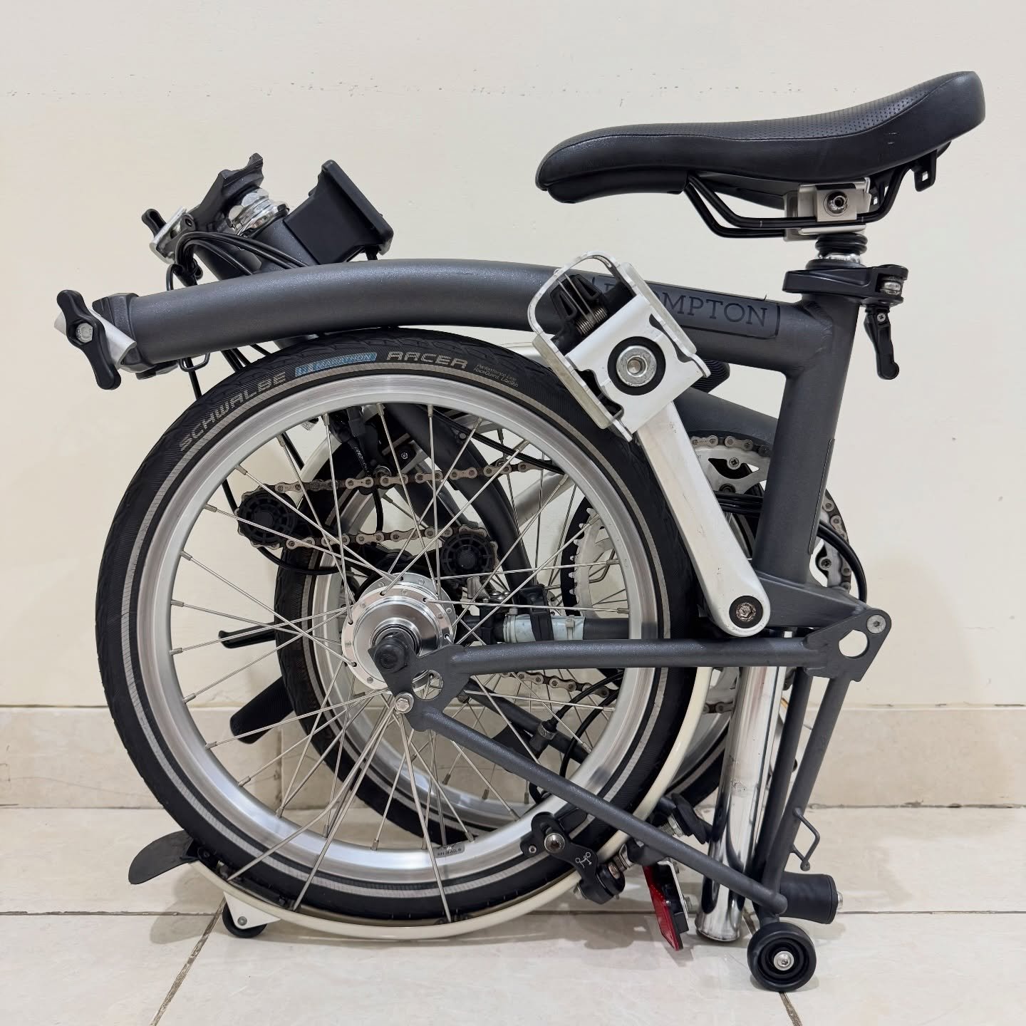 Brompton S6L Black Lacquer Black Edition 2020 6 - Brompton Bekas Brompton S6L Black Lacquer Black Edition 2020