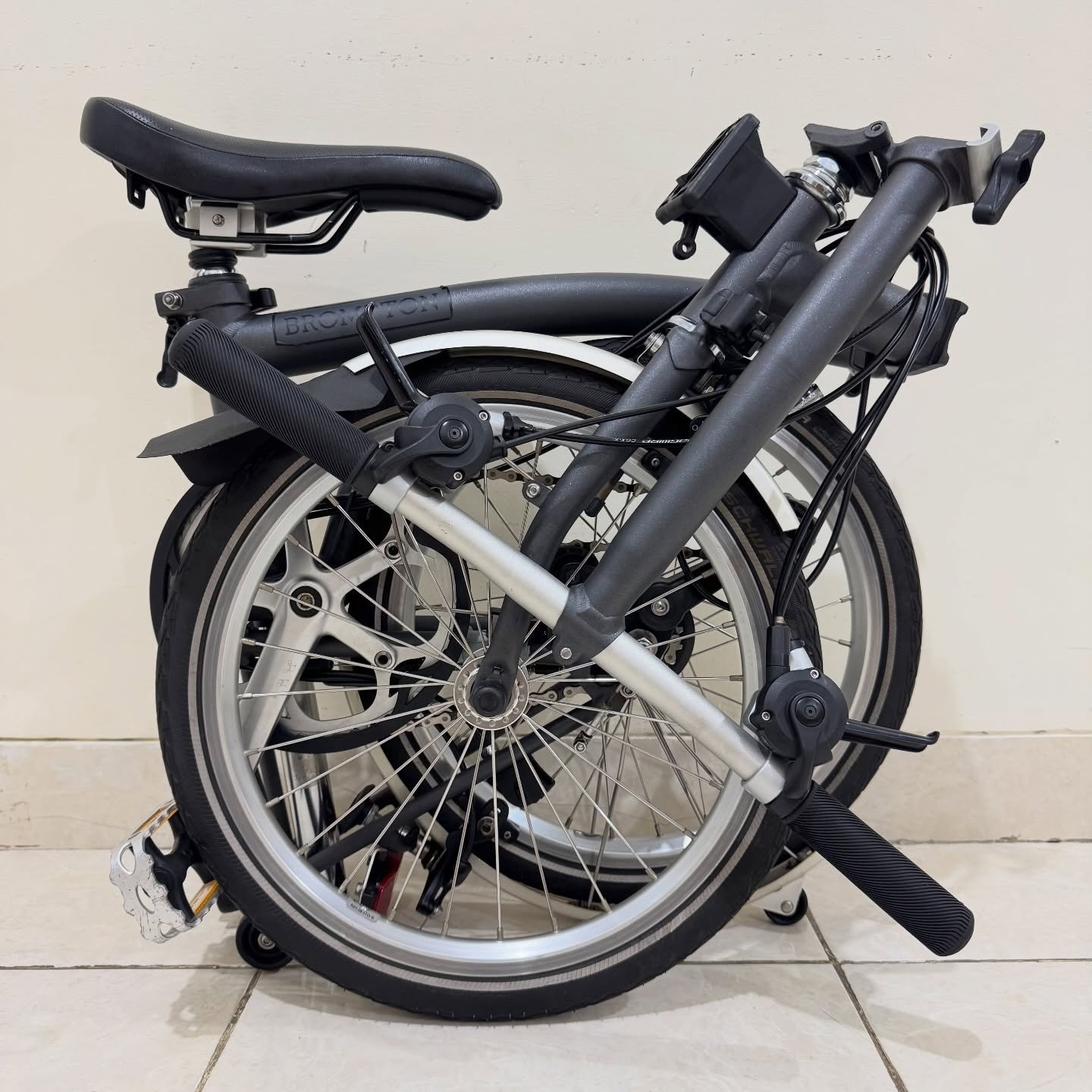 Brompton S6L Graphite Metallic 2019 Bekas Istimewa 93 Original 1 - Brompton Bekas Brompton S6L Graphite Metallic 2019 | Bekas Istimewa 93% Original