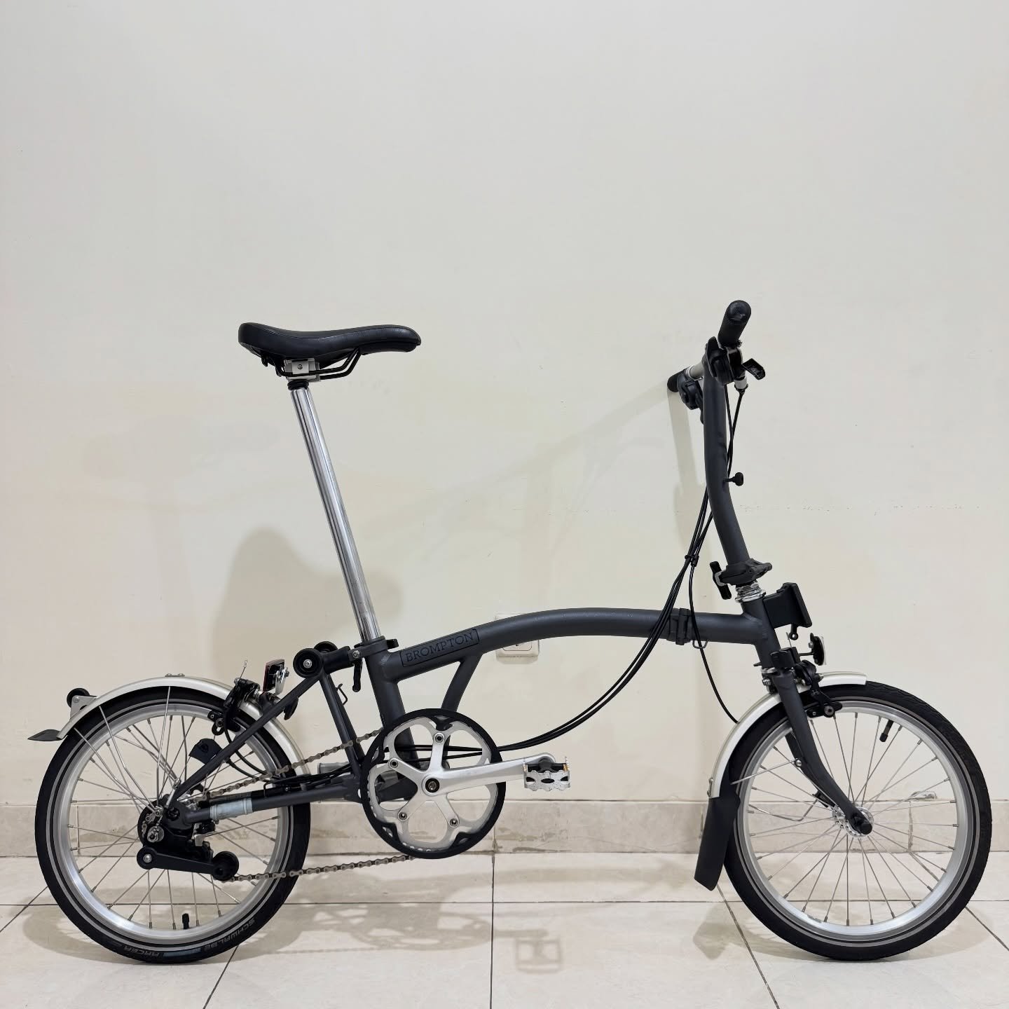 Brompton S6L Graphite Metallic 2019 Bekas Istimewa 93 Original 10 - Brompton Bekas