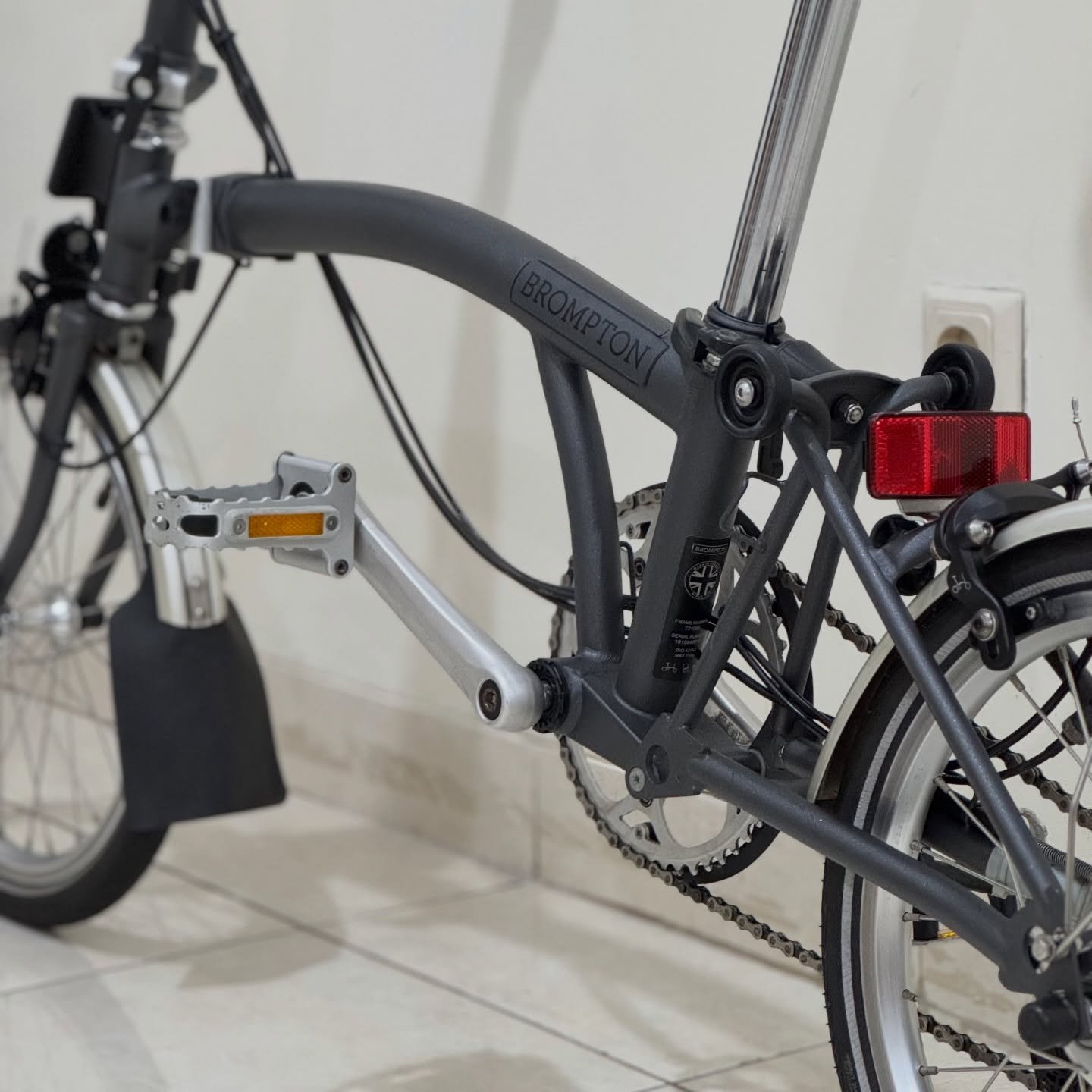 Brompton S6L Graphite Metallic 2019 Bekas Istimewa 93 Original 8 - Brompton Bekas