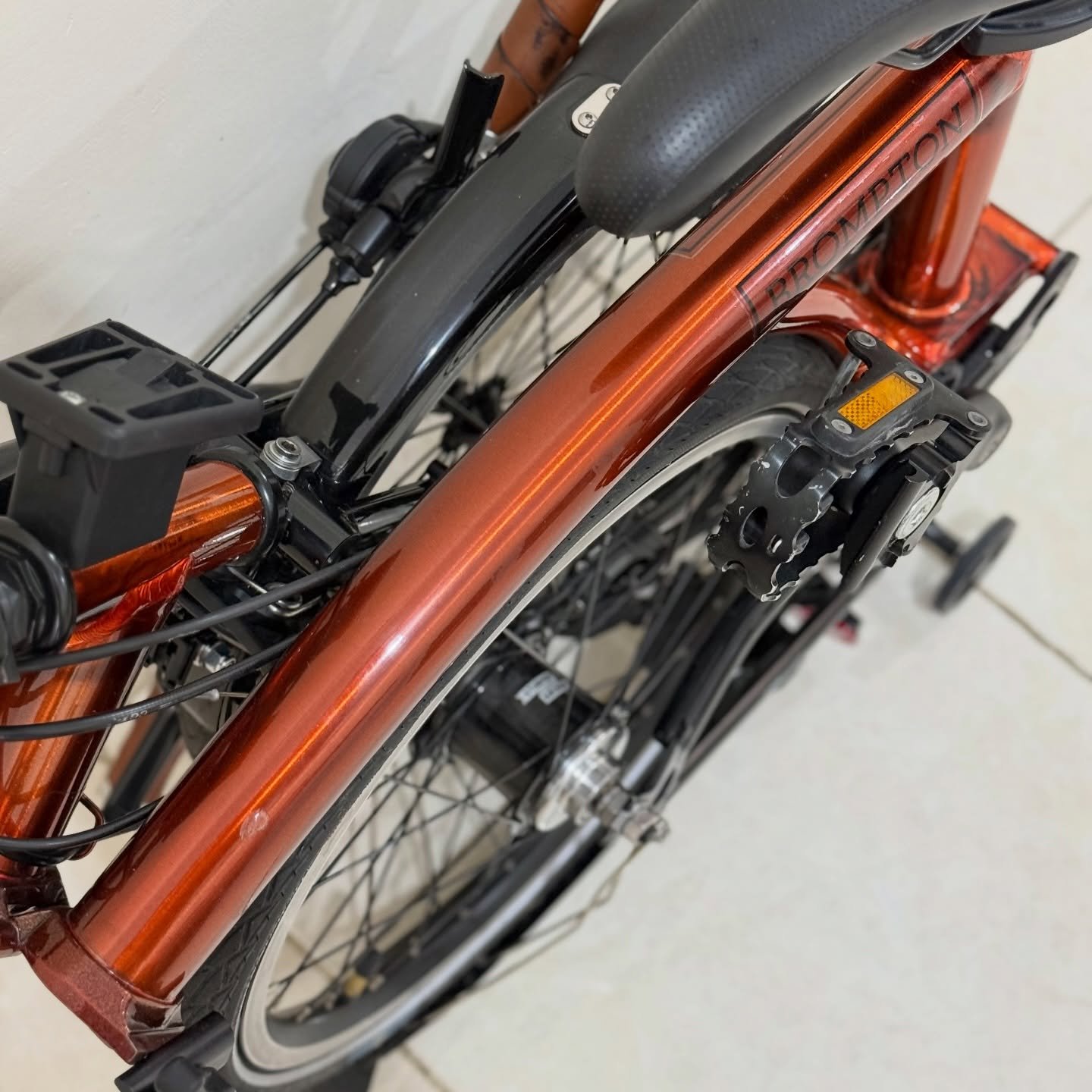 Brompton S6L-X Flame Lacquer Black Edition 2020 Titanium Superlight (7) - Brompton Bekas