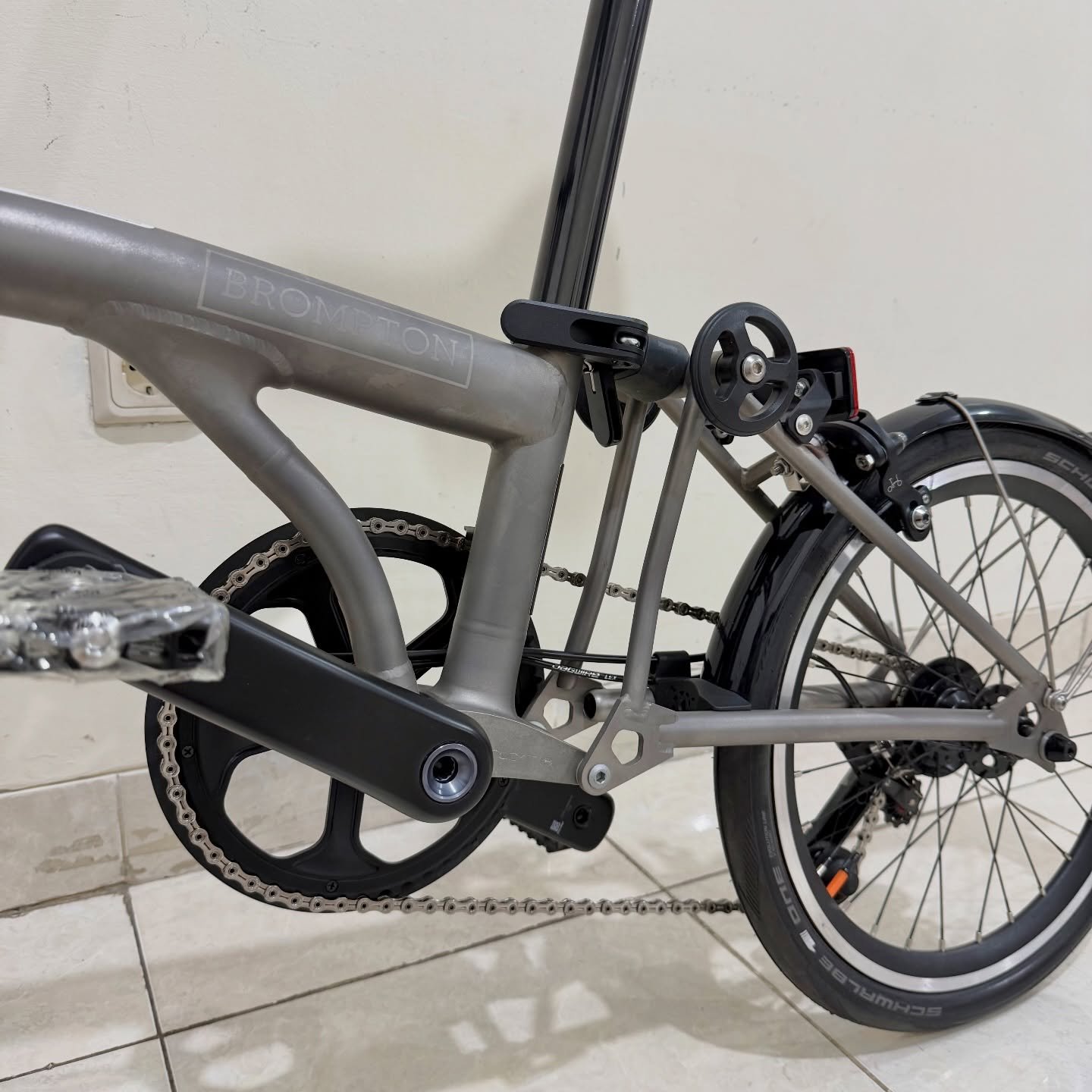Brompton T Line S4L-X Titanium 2022 (4) - Brompton Bekas
