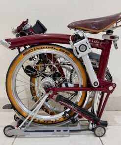 Classic Edition Brompton M6RD Oxblood Red 2024 | Like New Dynamo