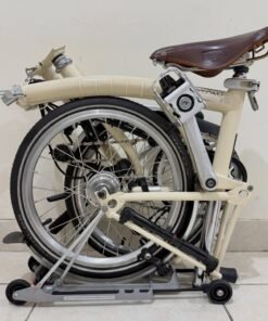 Classic Edition Brompton S6RD Pall Mall White 2024 | Like New Dynamo