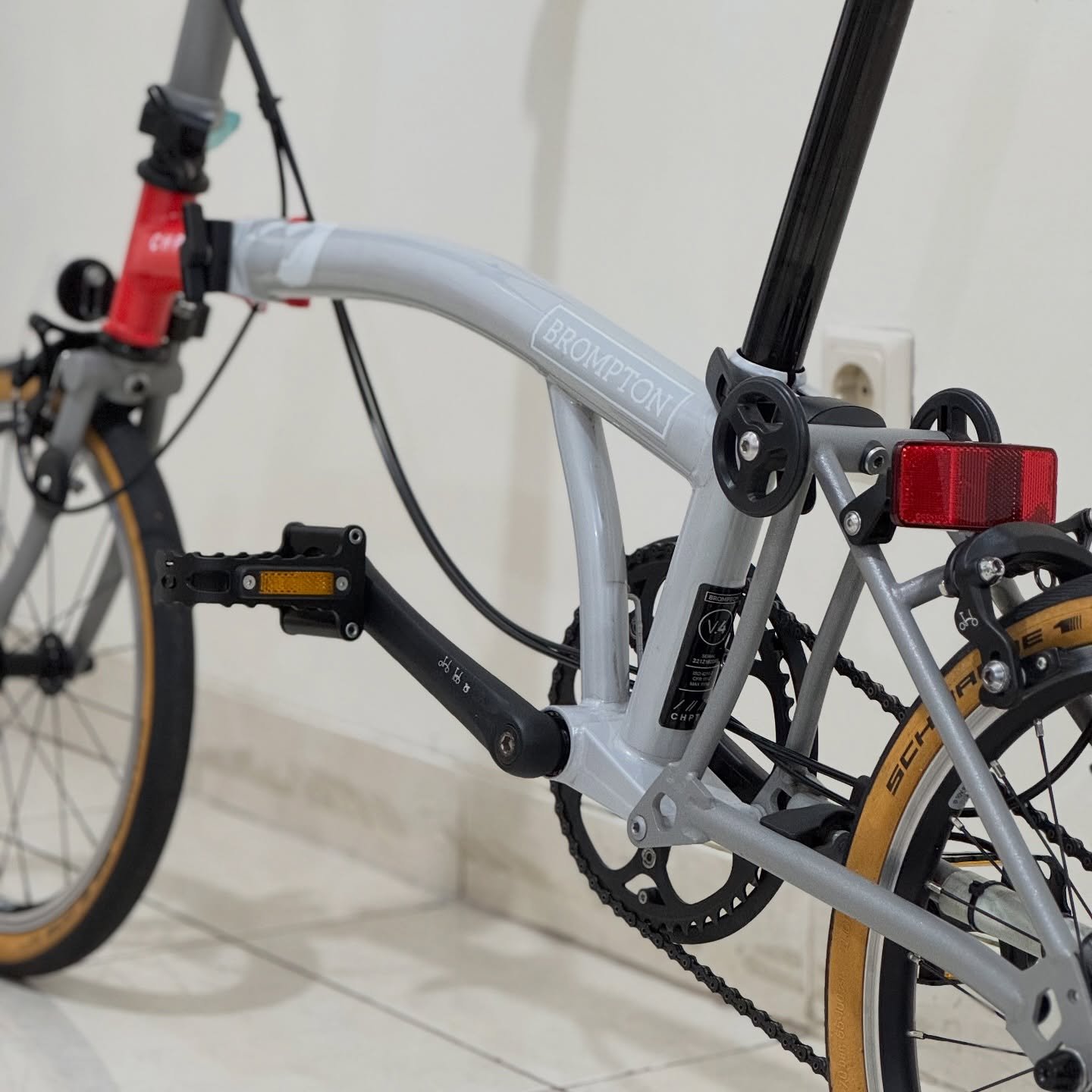 Limited Edition Brompton S4E-X CHPT3 V4 2022M 6 - Brompton Bekas